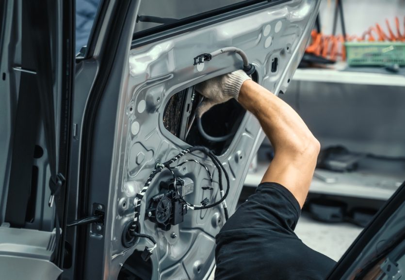 Auto,Service,Worker,Disassembles,Car,Door,For,Repair,,Restoration,,Tuning